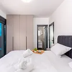 La Vie Villa