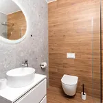 La Vie Villa *